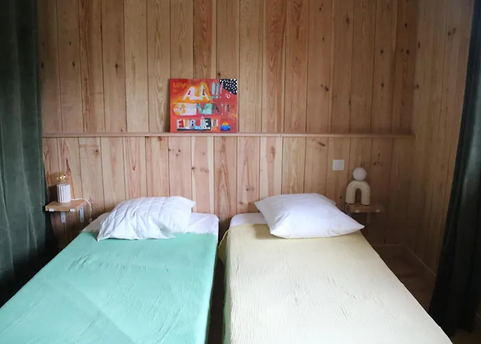 Maison Bois Lesbats Semesterbostad